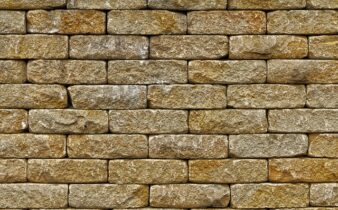 Undgå faldulykker: Guide til ophængning af tunge genstande i gips